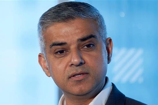 عمدة لندن المسلم يدعو لعدم اقامة استقبال رسمي للرئيس ترامب