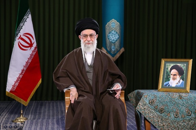 قائد الثورة يسمي العام الايراني الجديد بعام 