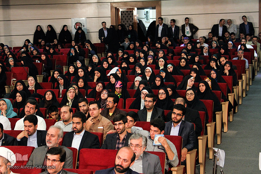 Winners of Iranian Medical Universities Quran Contest Awarded