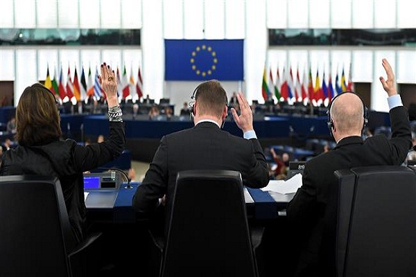 European Lawmakers Urge Action against Zionist Regime