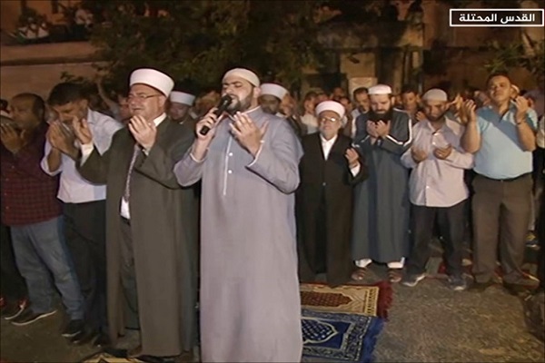 Palestinians Hold Friday Prayers Outside Al-Aqsa Gates