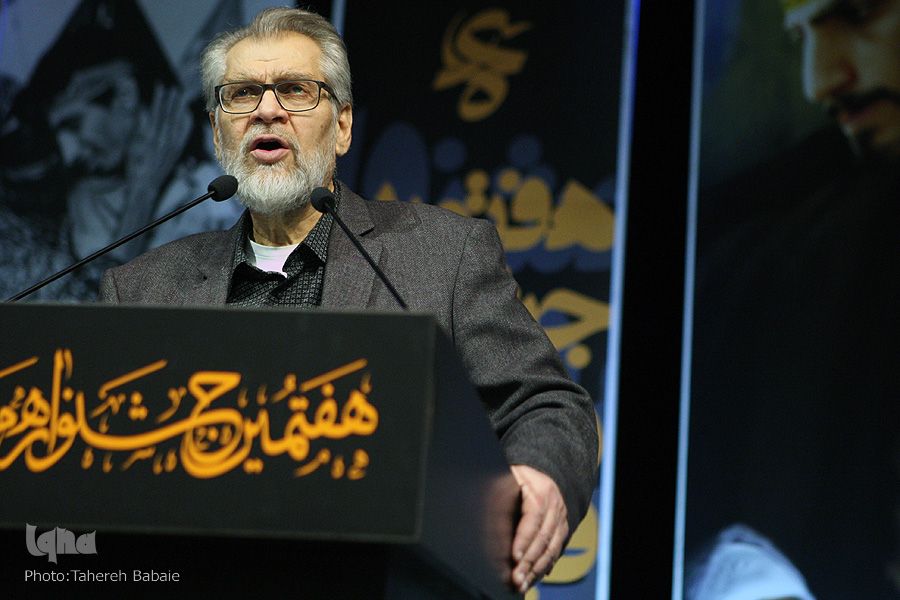 اختتامیه جشنواره عمار با اهدای جوایز برگزیدگان توسط خانواده شهدا اختتامیه جشنواره عمار با اهدای جوایز برگزیدگان توسط خانواده شهدا