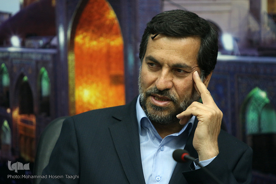 گفتوگویی متفاوت با دبیر جشنواره امام رضا(ع)؛/ من و جدایی ازین آستان خدا نکند... گفتوگویی متفاوت با دبیر جشنواره امام رضا(ع)؛/ من و جدایی ازین آستان خدا نکند...