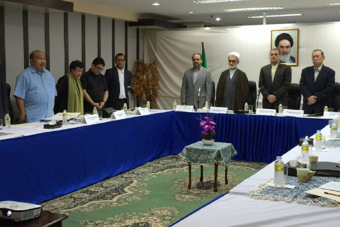 تصاویری از میزگرد «انقلاب اسلامی و بازتاب جهانی» در فیلیپین