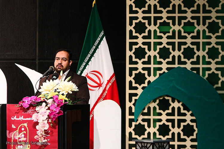 در حال تکمیل /اختتامیه نخستین دوره مسابقات قرآن، عترت ونماز فرهنگیان کشور برگزار شد