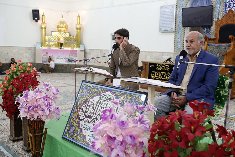 دهدشتی در حال تلاوت در حسینیه نجفی ها