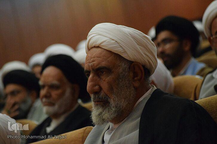 گزارش تصویری همایش «بصیرت فاطمی و حوزه انقل » در لرستان گزارش تصویری همایش «بصیرت فاطمی و حوزه انقل » در لرستان