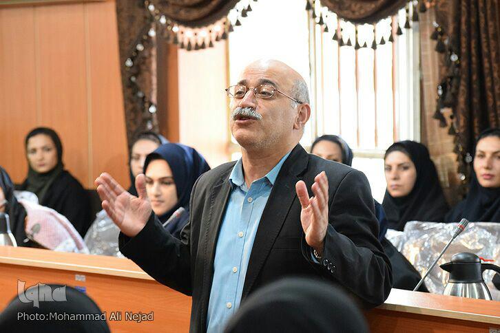 برگزاری کارگاه آموزشی «مداخله در خودکشی» در م آباد + ع برگزاری کارگاه آموزشی «مداخله در خودکشی» در م آباد + ع