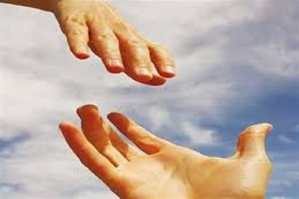 اجرای کمک به خانواده‌های بی‌بضاعت شهرکرد به همت مؤسسه خادم‌الزهرا(س)