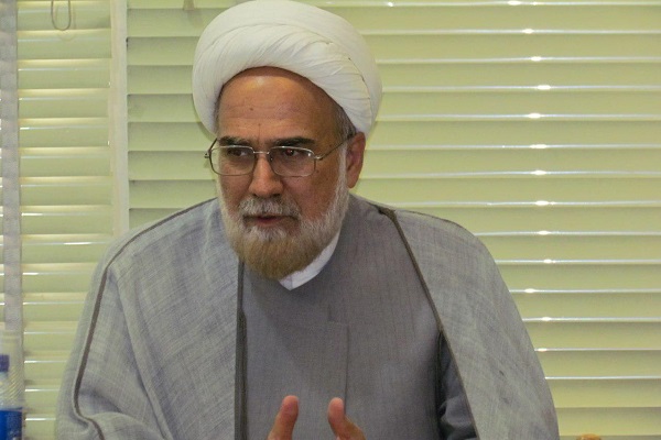 بررسی رمز موفقیت علامه طباطبایی از نگاه بزرگان