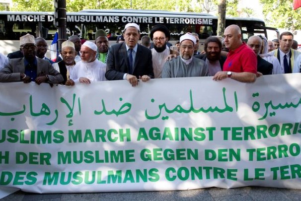 راهپیمایی مسلمانان علیه تروریسم در فرانسه
