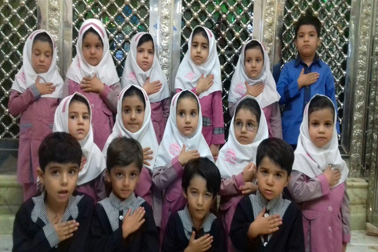برگزاری کلاس اشاره جامعه‌القرآن خدابنده در جوار حرم قیدار نبی(ع)