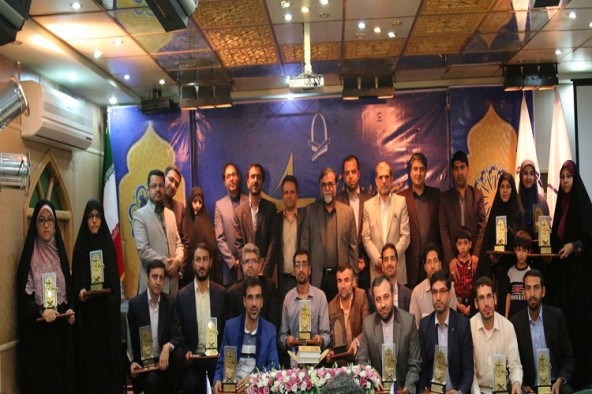 درخشش نمایندگان جهاددانشگاهی چهارمحال و بختیاری در اختتامیه سومین ضیافت قرآنی معراج