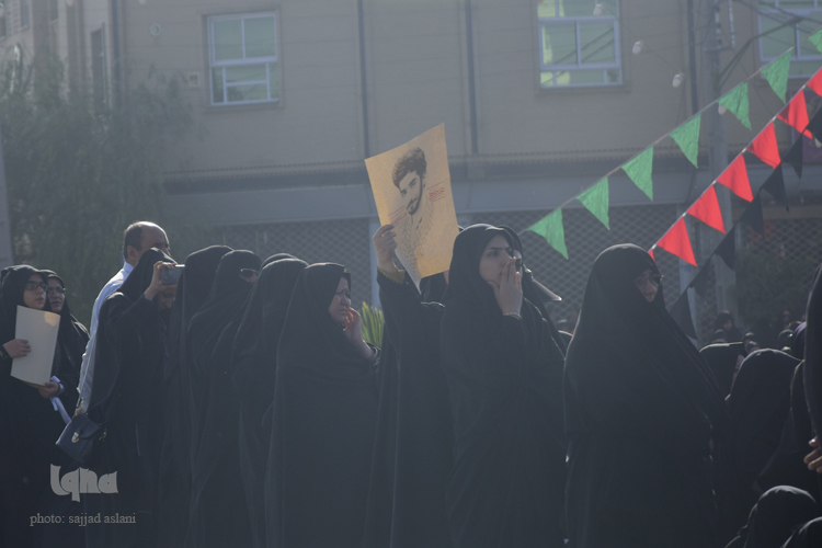 گزارش تصویری ایکنا از مراسم خا پاری شهید حججی در نجف آباد گزارش تصویری ایکنا از مراسم خا پاری شهید حججی در نجف آباد