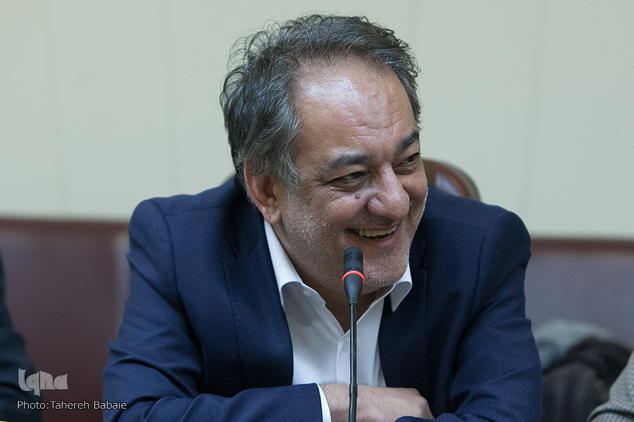 خُلق «فروزان» از نغمه تلاوت زنگدارش جذابتر/ من قاری قرآن هستم خُلق «فروزان» از نغمه تلاوت زنگدارش جذابتر/ من قاری قرآن هستم