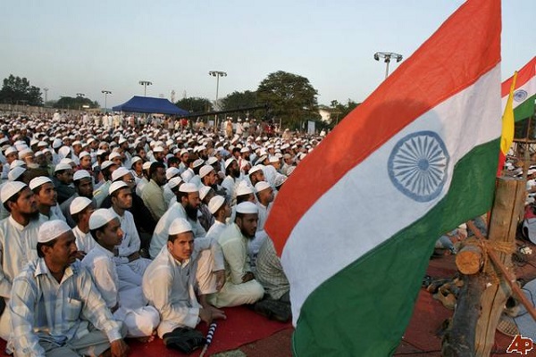 انگلیسی/ جوسازی رهبر هندو علیه افزایش جمعیت مسلمانان در هند