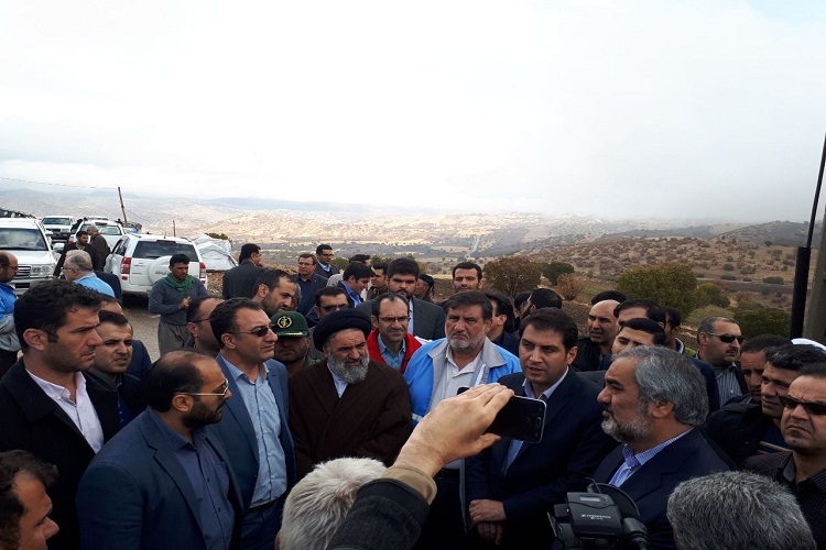 بازدید نماینده ولی فقیه و استاندار کردستان از مناطق زلزله زده کرمانشاه + عکس بازدید نماینده ولی فقیه و استاندار کردستان از مناطق زلزله زده کرمانشاه + عکس