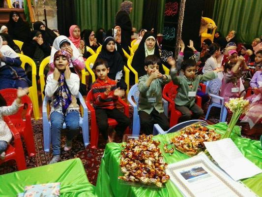 پنج شنبه// مسابقه حفظ قرآن خردسالان در شعبه فاطمیه جامعةالقران برپا شد