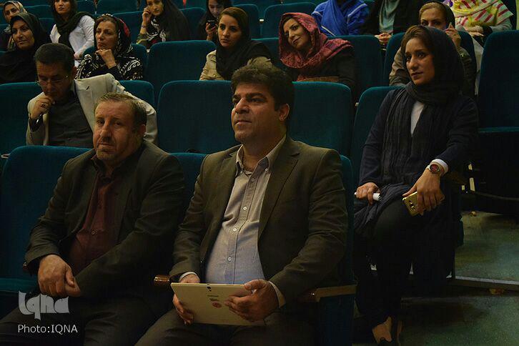 رونمایی از کتاب «اسپان دشت نیسایه» در خرم آباد رونمایی از کتاب «اسپان دشت نیسایه» در خرم آباد