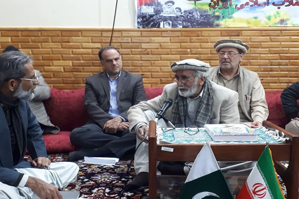 برپایی محفل شعر انقلاب در «کویته» پاکستان برپایی محفل شعر انقلاب در «کویته» پاکستان