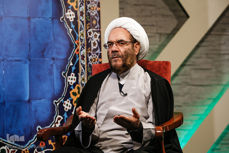 حجتالاسلام تاجآبادی: حجتالاسلام تاجآبادی: