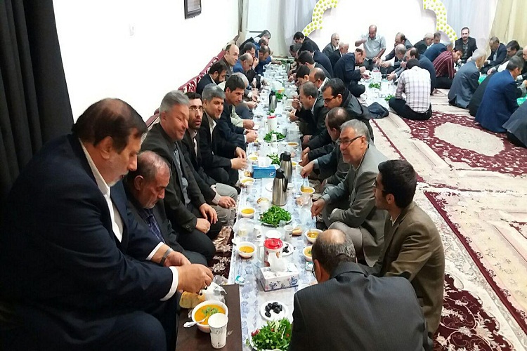 برگزاری جلسه تفسیر قرآن مدیران اجرایی آذربایجان شرقی
