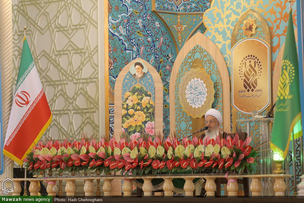 زیارت معصومین(ع) دارای فلسفه حیاتی و سیاسی است زیارت معصومین(ع) دارای فلسفه حیاتی و سیاسی است