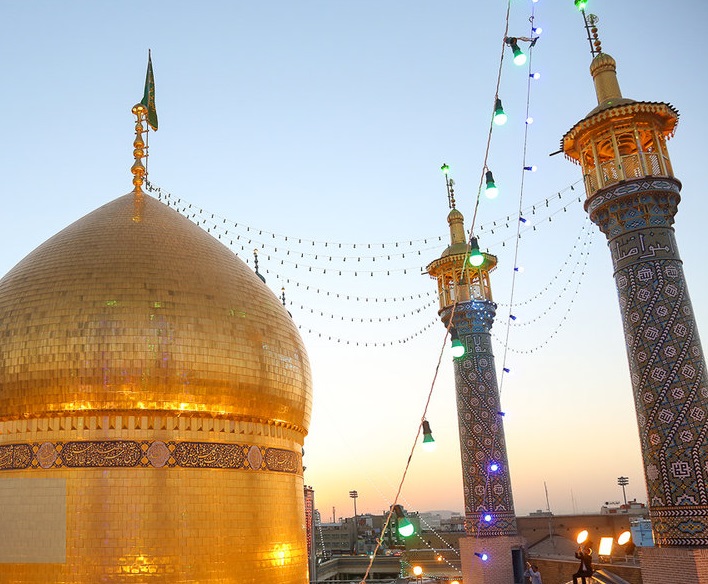 قم غرق در شور و شادی میلاد کریمه اهل بیت(س) قم غرق در شور و شادی میلاد کریمه اهل بیت(س)
