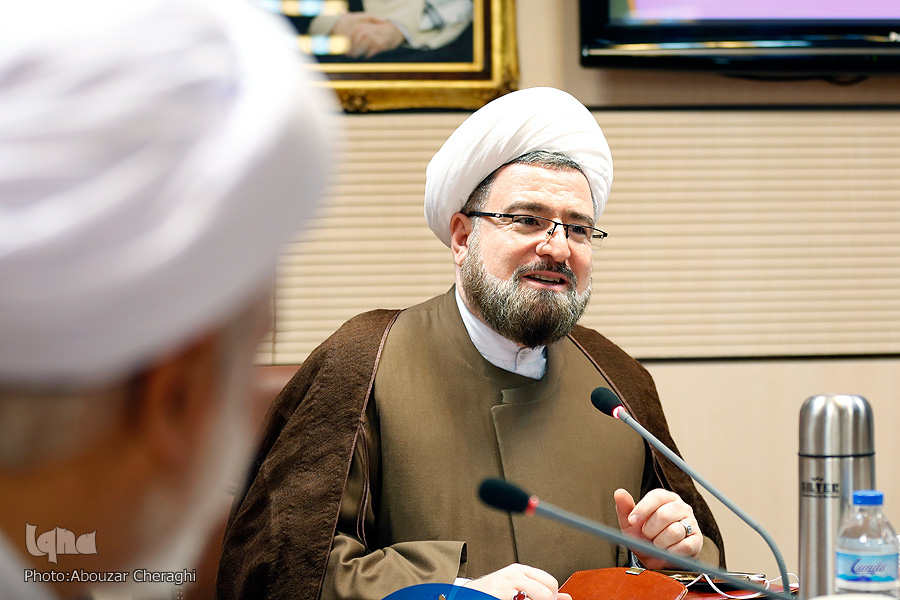 شانههای خسته سازمانی با سنگینتریرن وظیفه تبلیغ دین در کشور/ از ضعف نیروی تبلیغی تا باری که بردوش مردم است شانههای خسته سازمانی با سنگینتریرن وظیفه تبلیغ دین در کشور/ از ضعف نیروی تبلیغی تا باری که بردوش مردم است