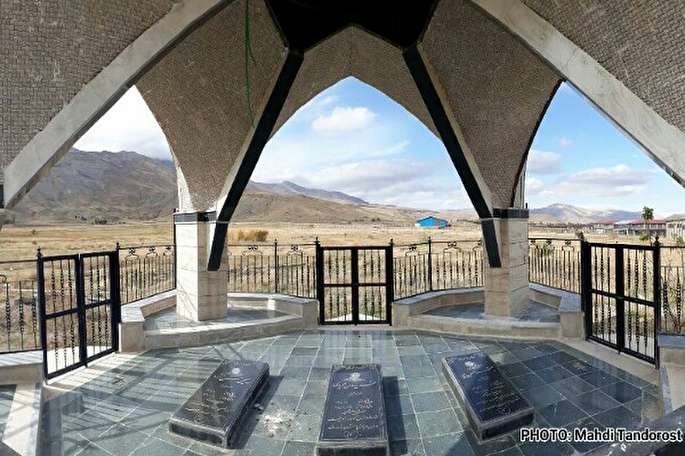 آشنایی با شهدای مدفون در دانشگاه آزاد ماکو