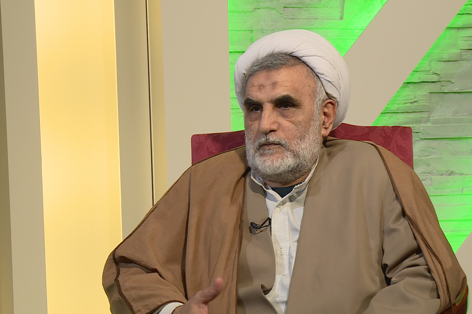 حجتالاسلام حشمتی مدیر قرآنی تربیت نکردهایم