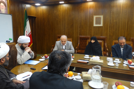 نشست هیئت مدیره اتحادیه تشکل‌های قرآن کشور با رئیس سازمان تبلیغات