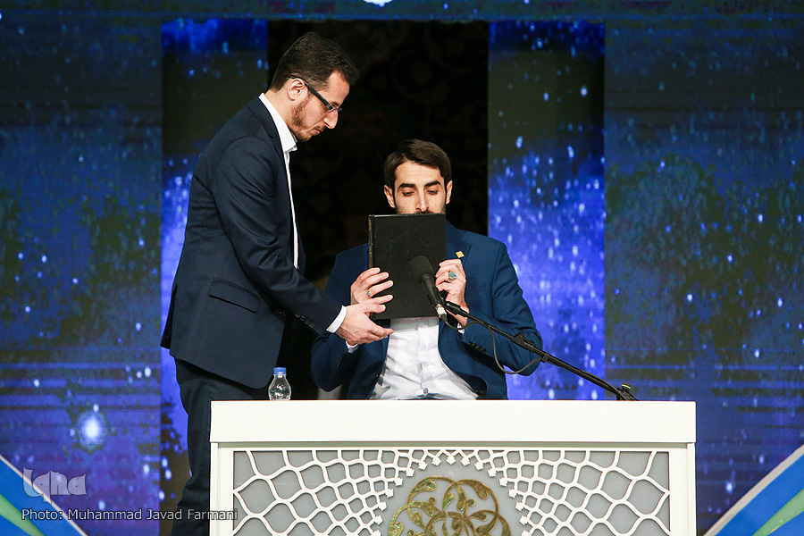 مسئولان فرصت استماع قرآن را از دست ندهند/ ناظمان سالن مسابقات خود بر بی‌نظمی افزودند