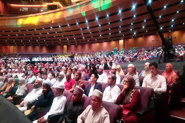 رسم خوب مالزیایی‌ها برای شروع مسابقات / حضور سرپرست شبکه قرآن در سالن