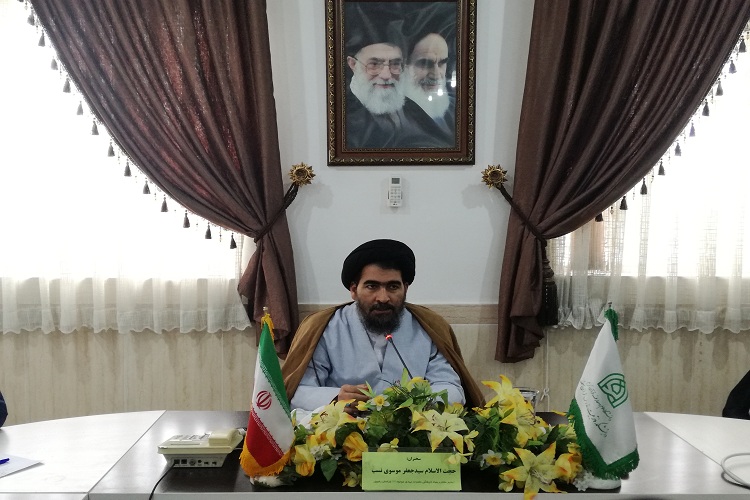 اشارات تفسیری به مهدویت در بیش از ۱۰۰۰ آیه قرآن اشارات تفسیری به مهدویت در بیش از ۱۰۰۰ آیه قرآن