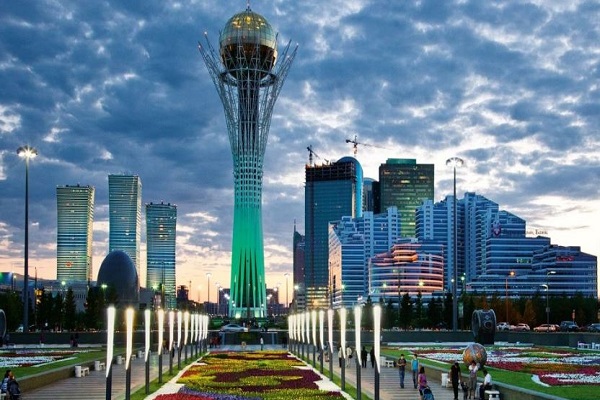 رمضان در قزاقستان؛ از حمل و نقل رایگان تا اجرای سرود «ژاراپازان»