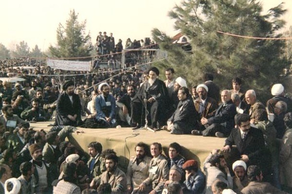 Seni Agung Imam Khomeini (qs)