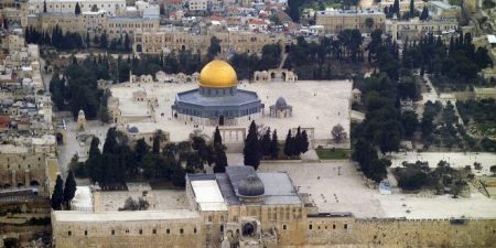 498 israeliani hanno invaso al-Aqsa la settimana scorsa