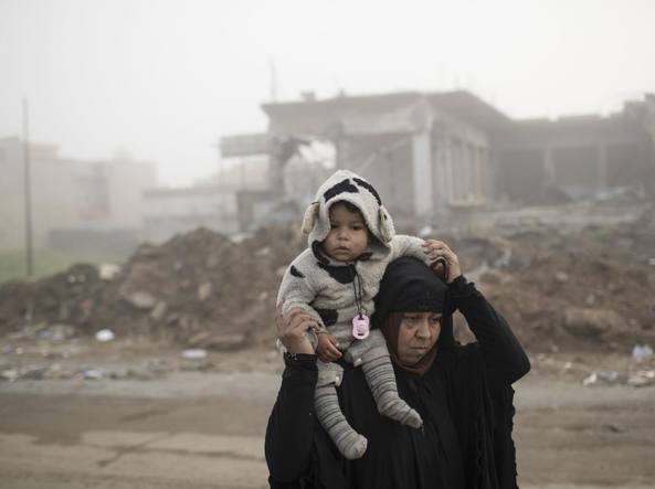 L'Isis a Mosul usa i bambini come scudo umano