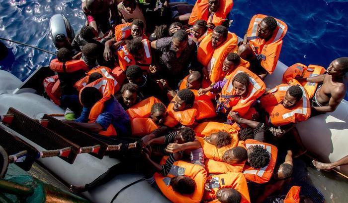 La strage del Mediterraneo continua: 2100 migranti annegati nel 2017