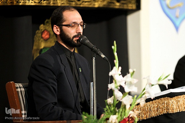 İranlı Kur’an okuyucusu Rusya’da birinci oldu