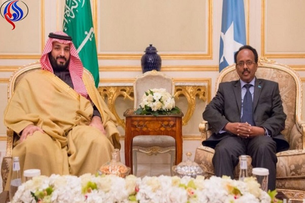 Suudi Arabistan Katar'a destek verdiği için Somaliye yardımları kesti
