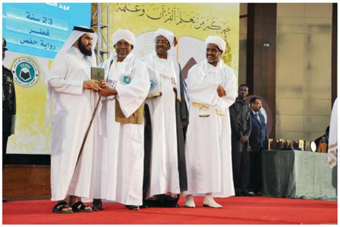 أعداء الإسلام يحاولون إخراج القرآن من الأمة