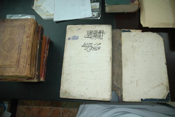 مكتبة الحرم المكي تضم نوادر الكتب والمخطوطات التاريخية مكتبة الحرم المكي تضم نوادر الكتب والمخطوطات التاريخية