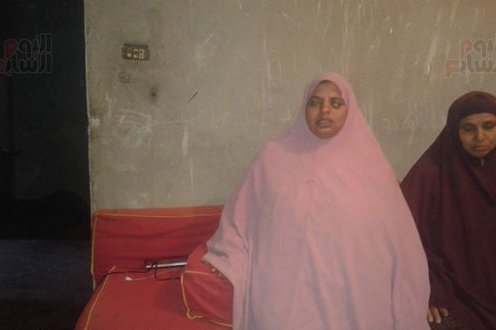 كفيفة مصرية تعلّم الناس القرآن وتحلم بزيارة بيت الله كفيفة مصرية تعلّم الناس القرآن وتحلم بزيارة بيت الله