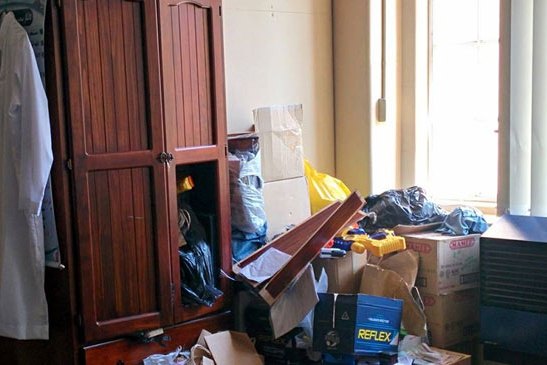 تخريب قاعة صلاة بجامعة تخريب قاعة صلاة بجامعة
