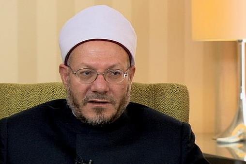 مفتی مصر: الإسلام برىء تمامًا من الإرهاب وما يفعله الإرهابيون