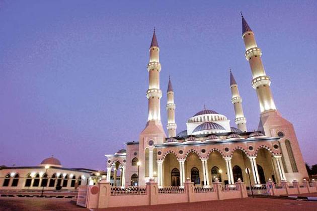 اطلاق خدمة تصحيح تلاوة القرآن في مساجد دبي