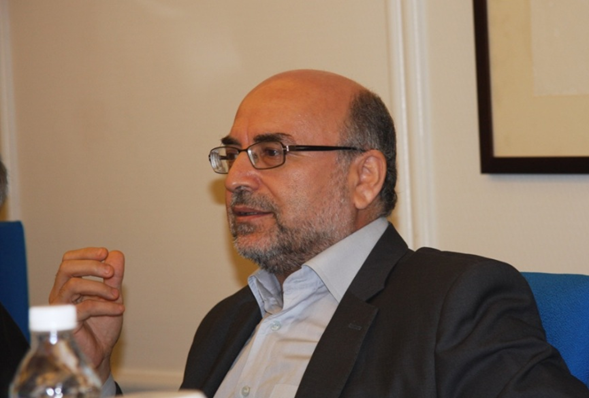 بالصور.. إجتماع علماء ایران ومالیزیا لدراسة 