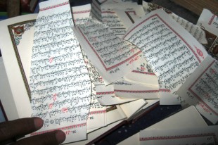 تمزيق للمصاحف وتحطيم لمحتويات مسجد في محافظة اربد